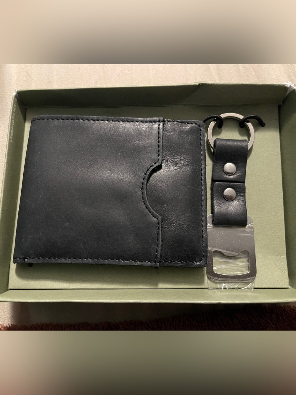 Goodfellow & Co Mens Black Leather Bi-Fold Wallet Keychain Bottle Opener Set